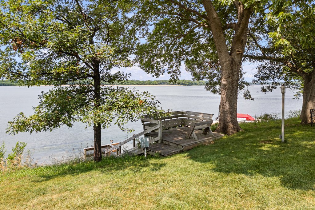 1015 3rd Avenue Property Photo 13