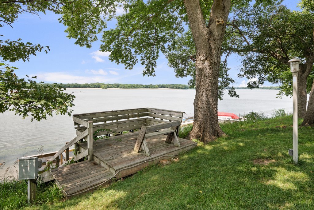 1015 3rd Avenue Property Photo 17