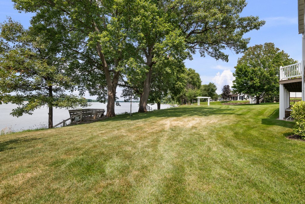1015 3rd Avenue Property Photo 19