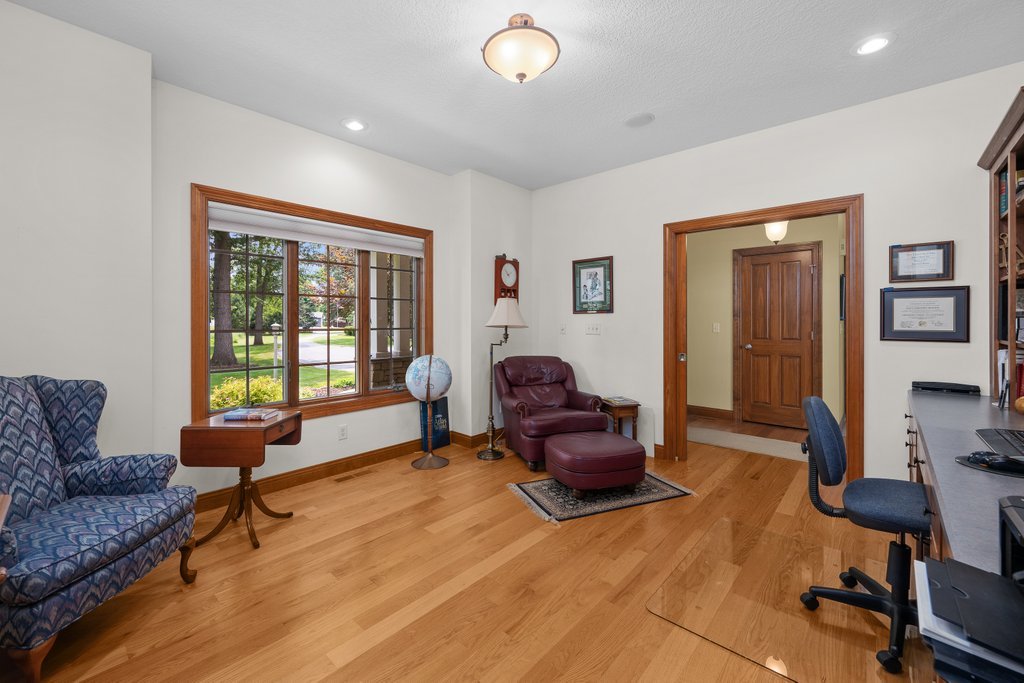 1015 3rd Avenue Property Photo 24