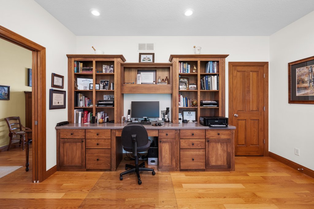 1015 3rd Avenue Property Photo 25