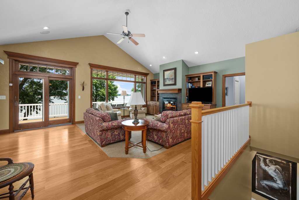 1015 3rd Avenue Property Photo 28