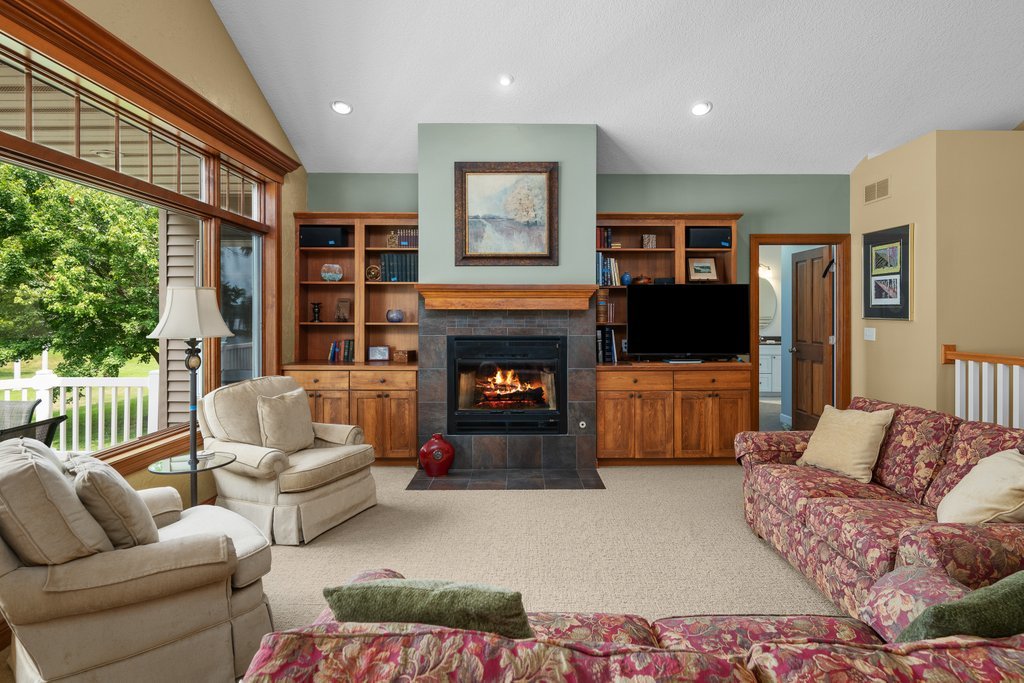 1015 3rd Avenue Property Photo 32