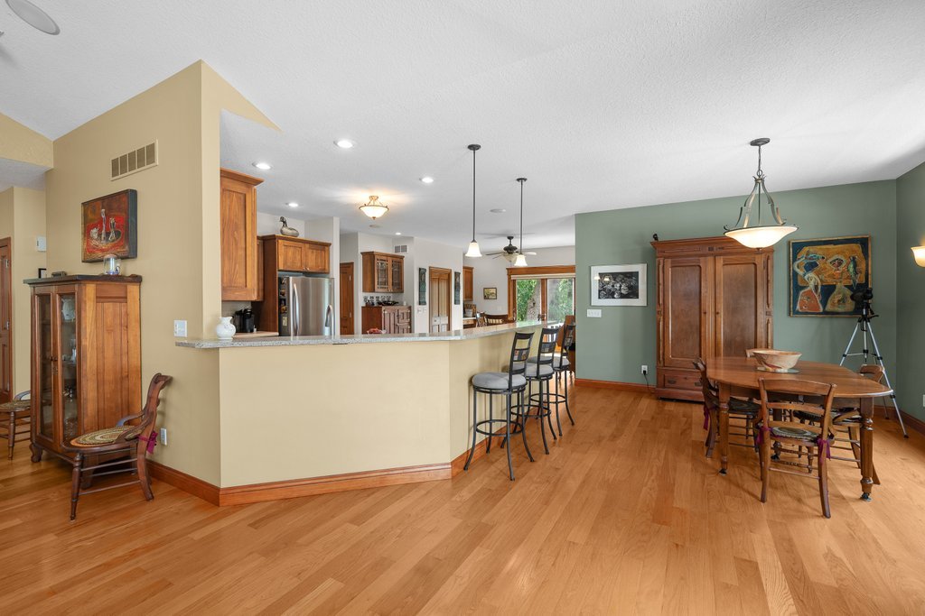 1015 3rd Avenue Property Photo 33
