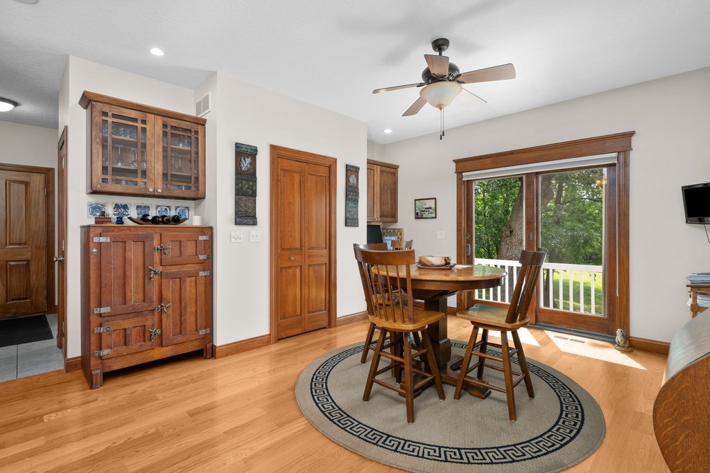 1015 3rd Avenue Property Photo 44
