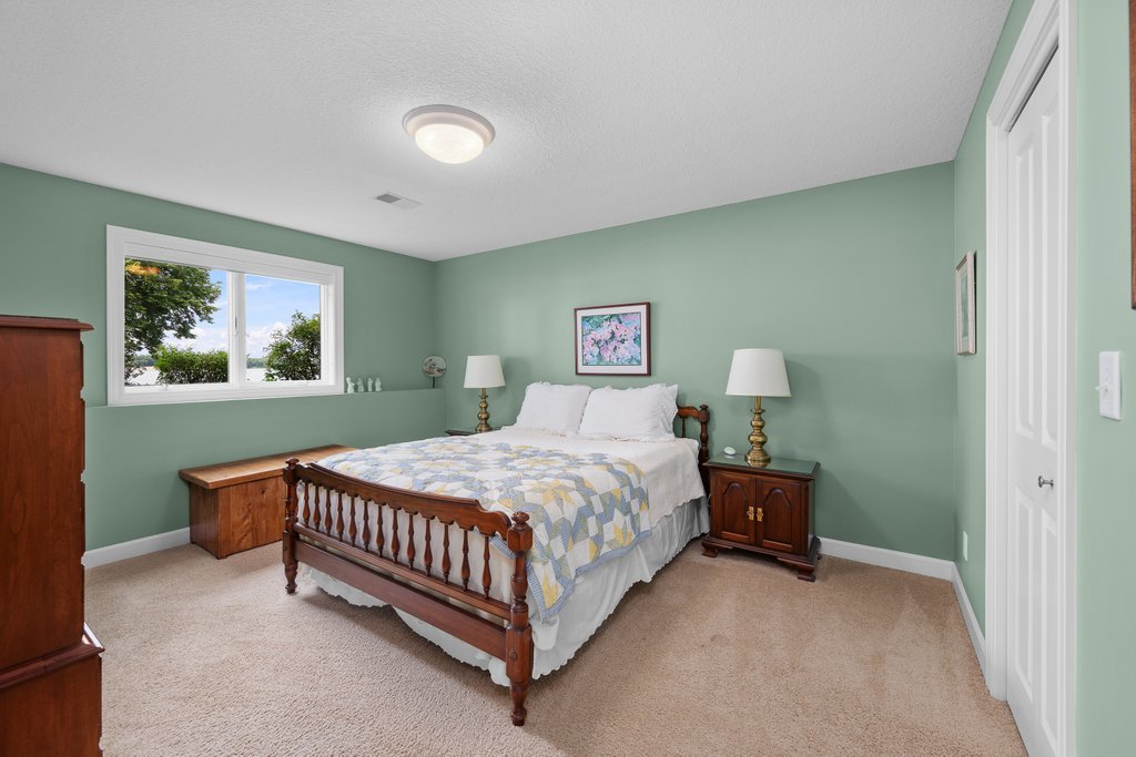 1015 3rd Avenue Property Photo 59