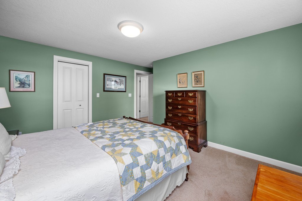 1015 3rd Avenue Property Photo 60