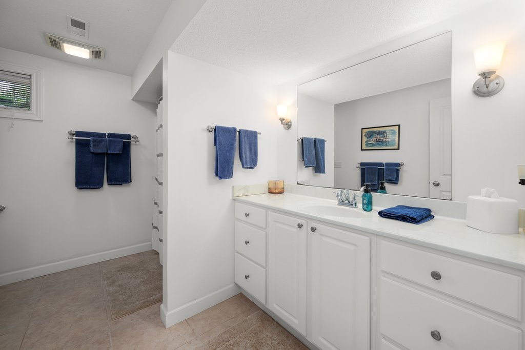 1015 3rd Avenue Property Photo 64