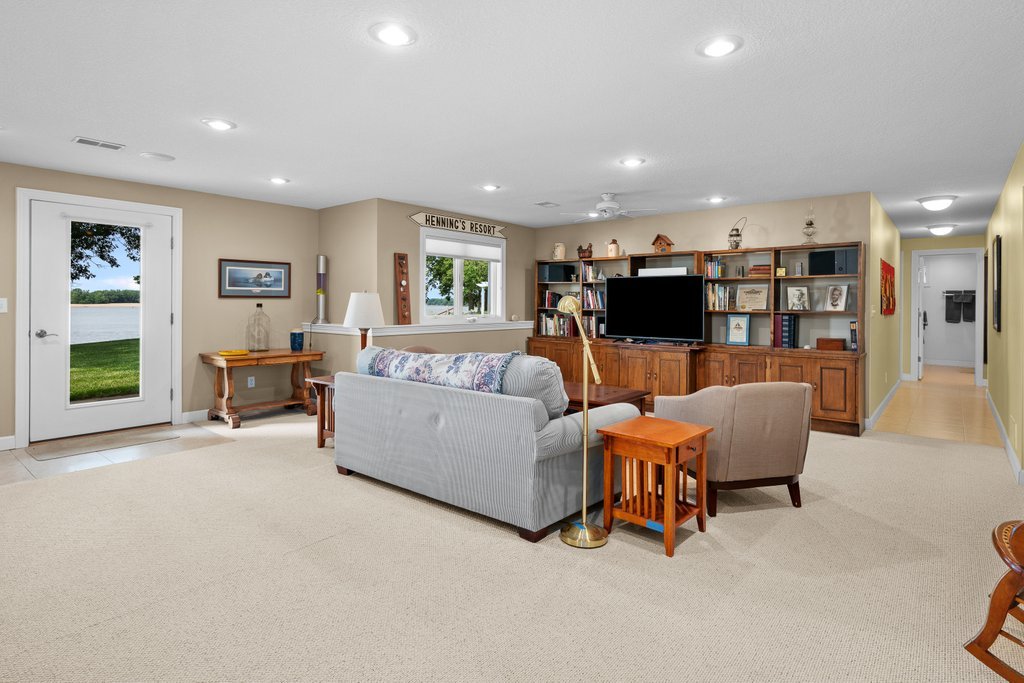 1015 3rd Avenue Property Photo 65