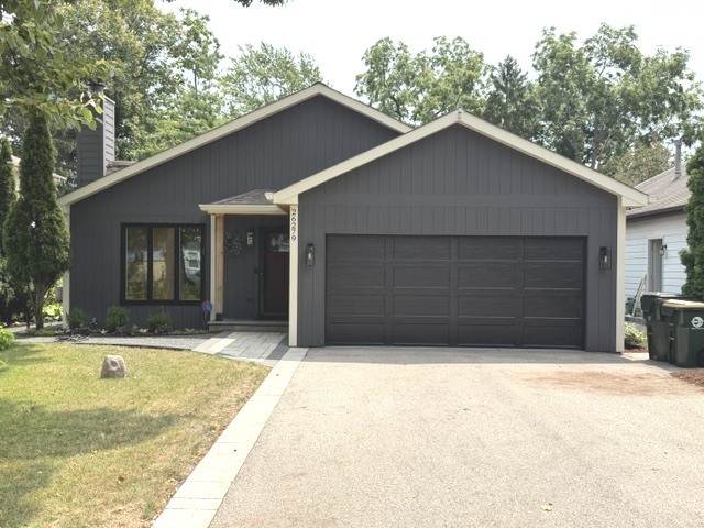 26279 N Hickory Avenue Property Photo 1