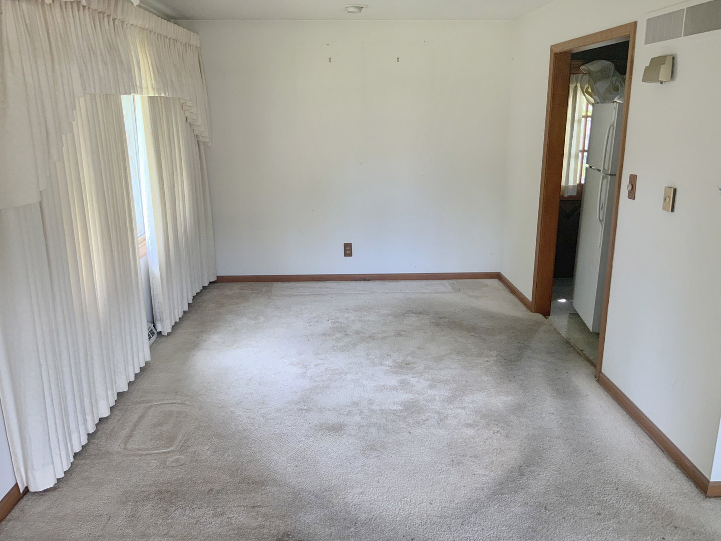 747 Palace Street Property Photo 7