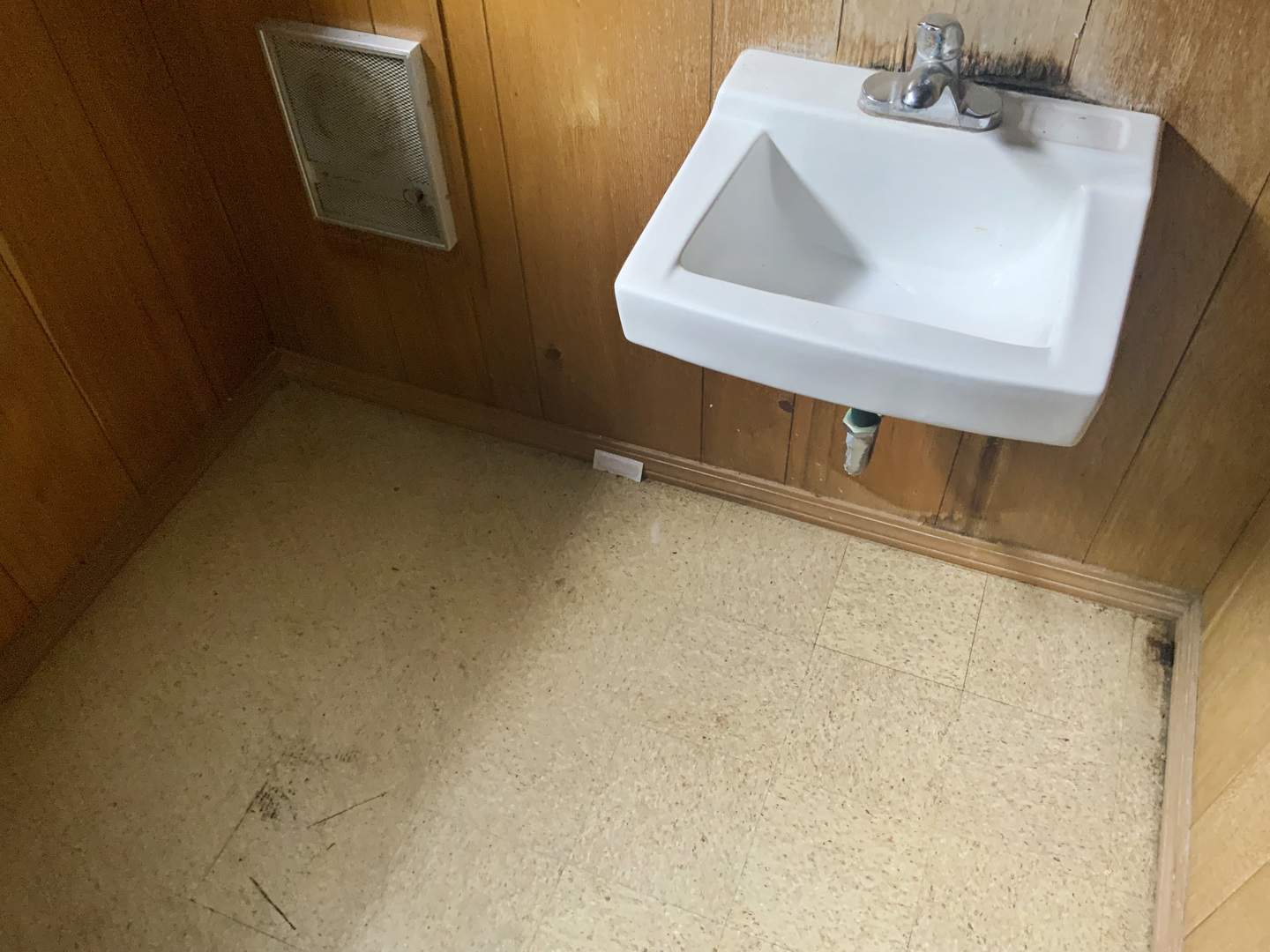747 Palace Street Property Photo 21
