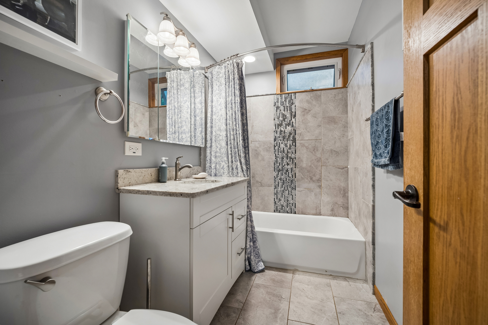 12718858 Property Photo 7