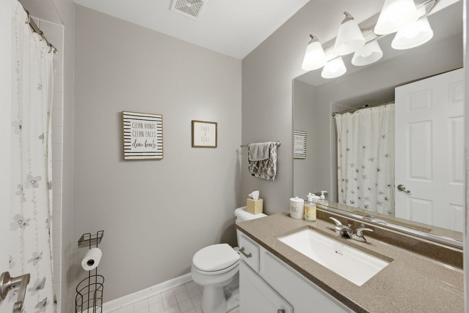 15811 S 76th Avenue 3g Property Photo 13