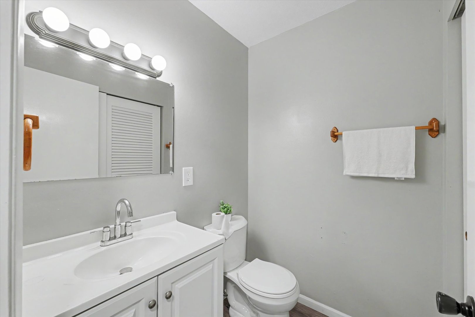 2005 Vawter Street Property Photo 17