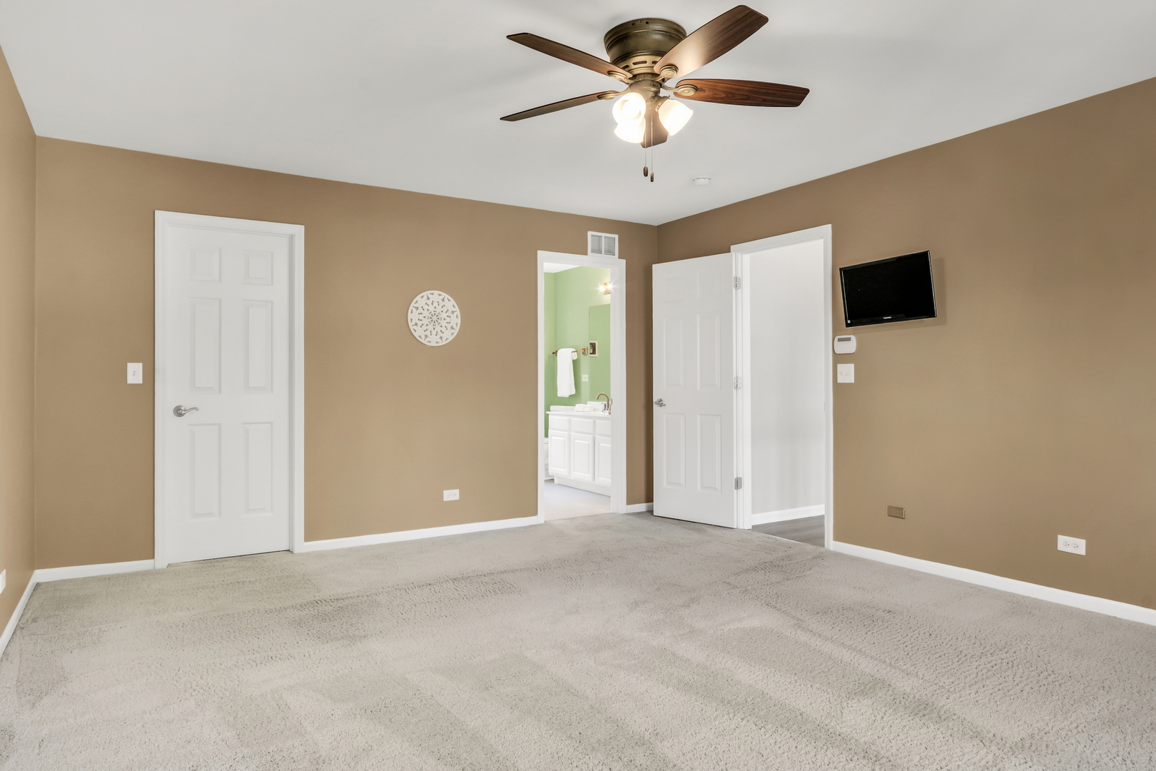1056 Dana Court Property Photo 23