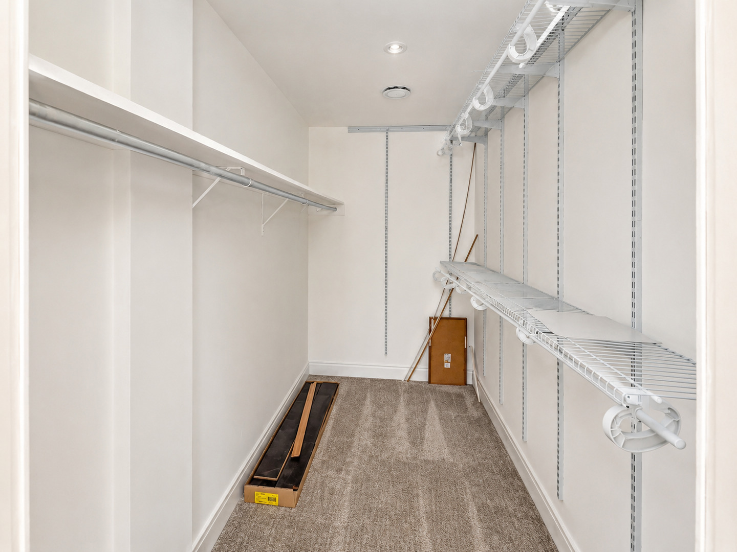 12718904 Property Photo 14