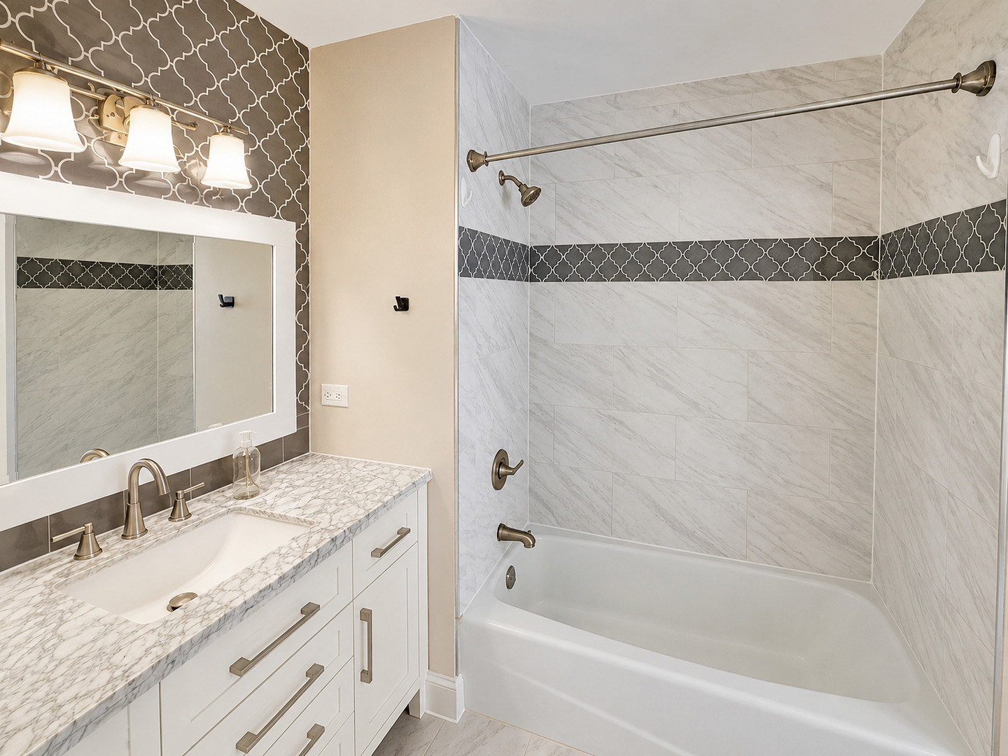 12718904 Property Photo 17