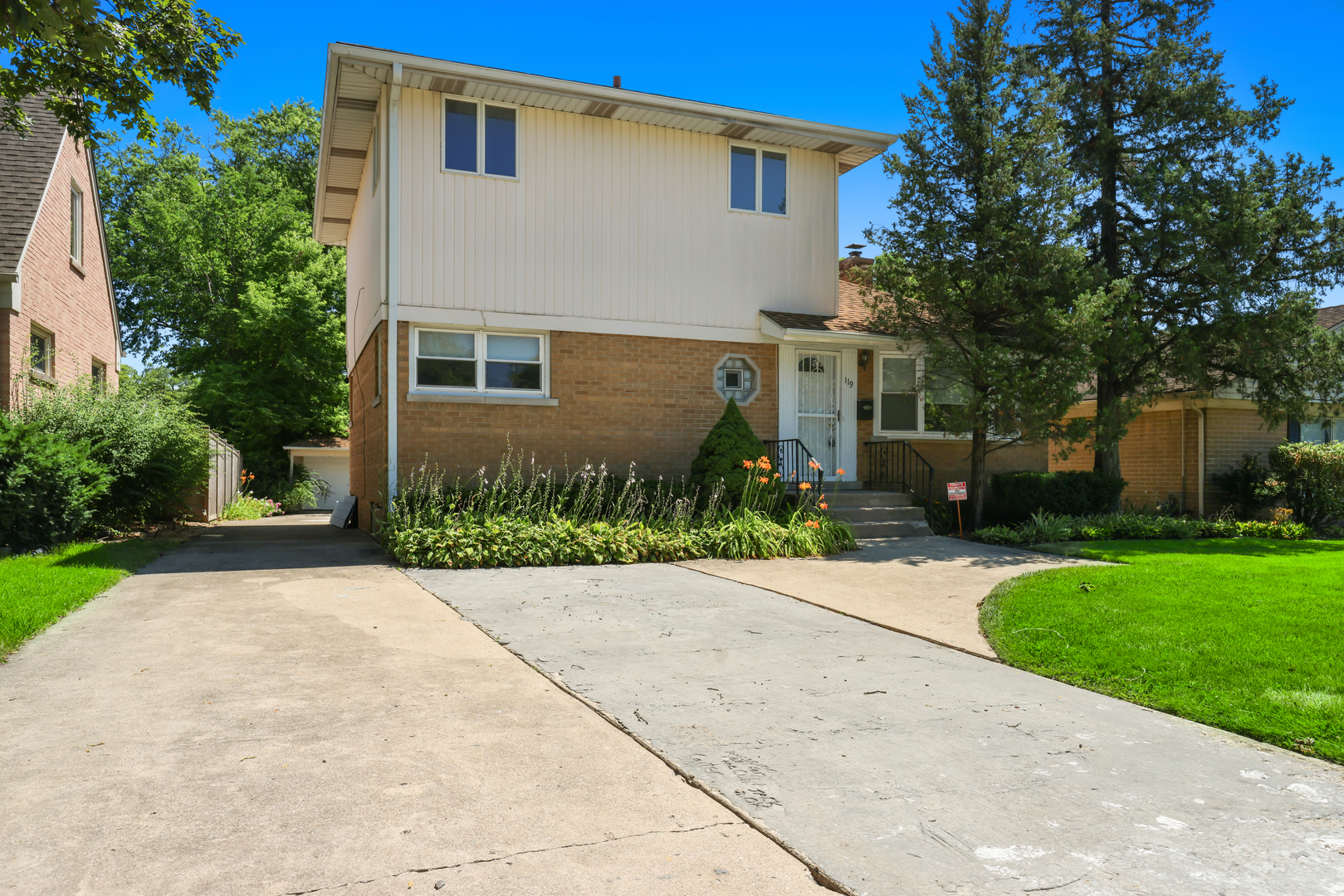 119 Elm Street Property Photo 2