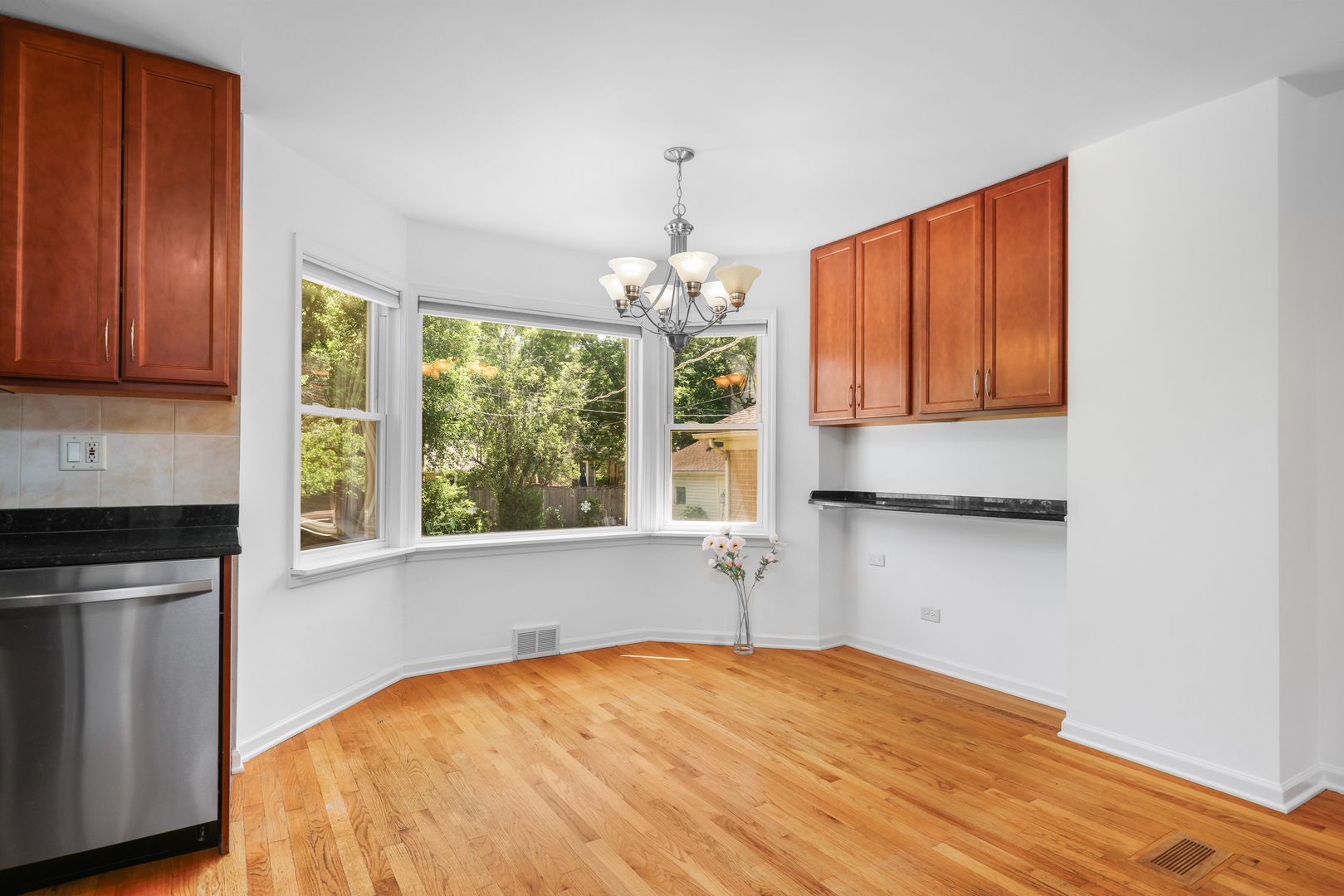 119 Elm Street Property Photo 6