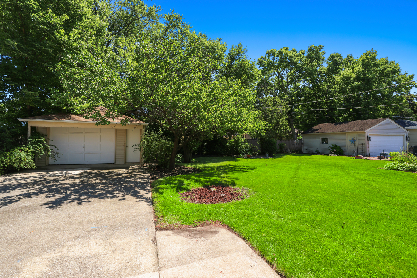 119 Elm Street Property Photo 23
