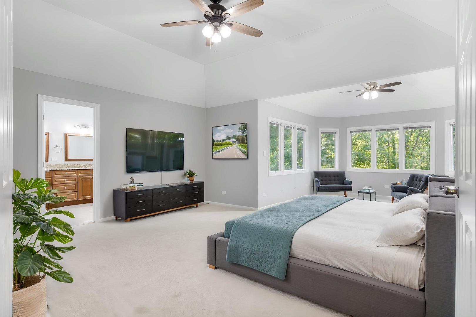 2711 Deering Bay Drive Property Photo 7