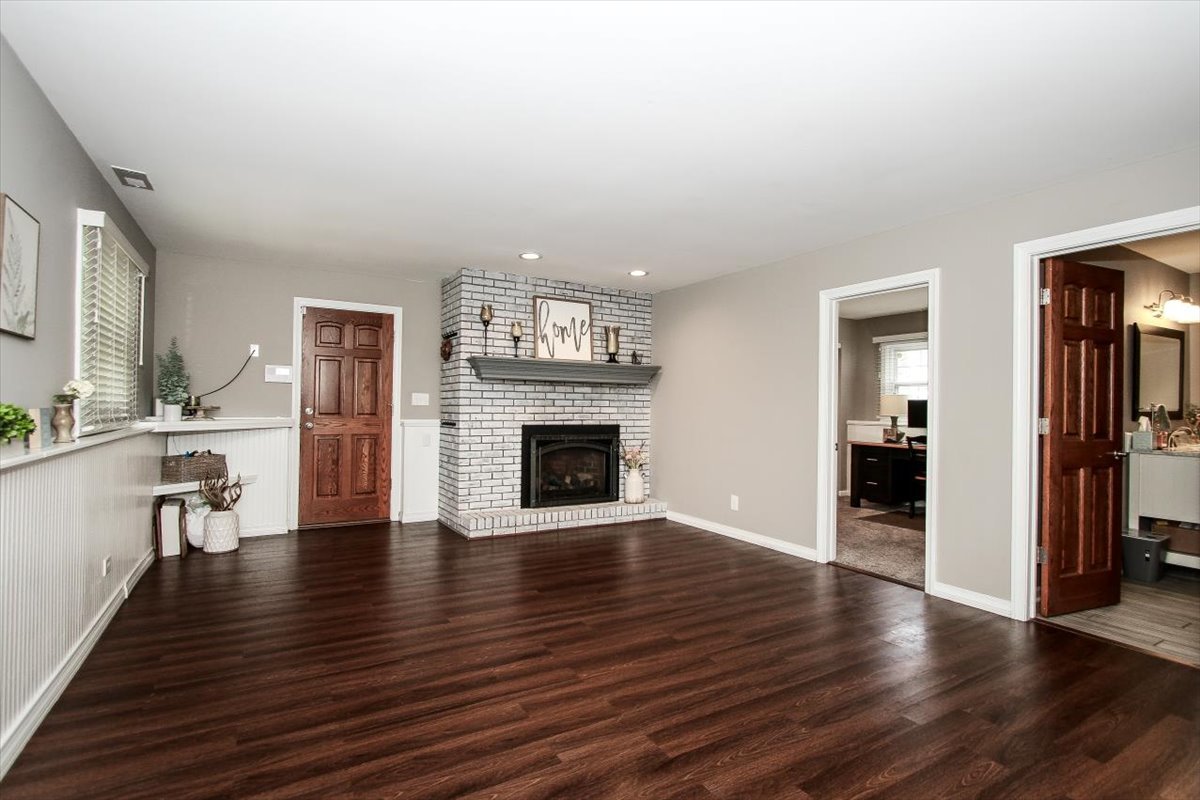 4n681 Brookside West Drive Property Photo 12