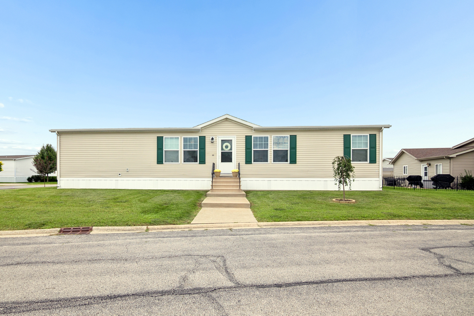 839 Long Oak Road Property Photo 1