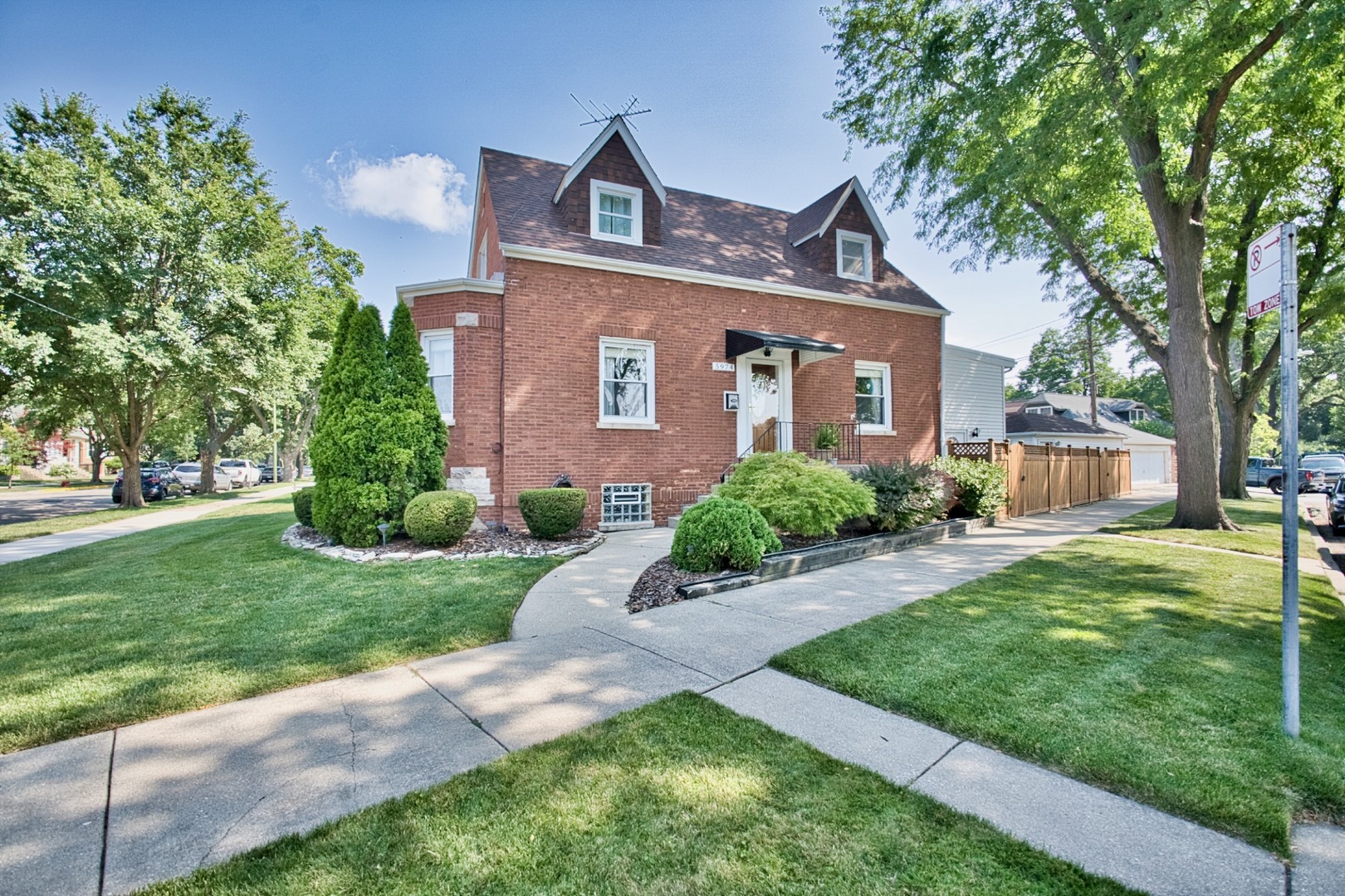 5974 W Miami Avenue Property Photo 1