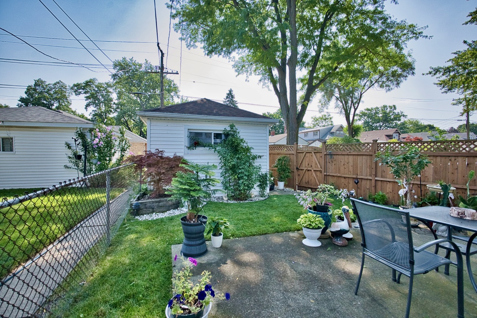 5974 W Miami Avenue Property Photo 6