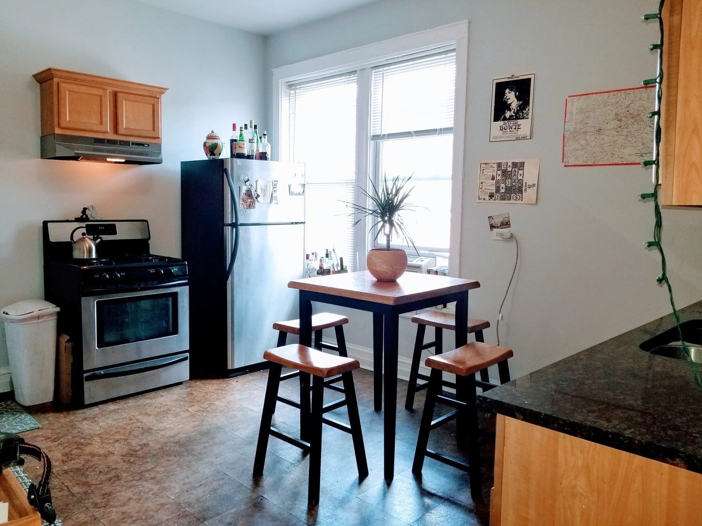 1143 N Rockwell Street Property Photo 2