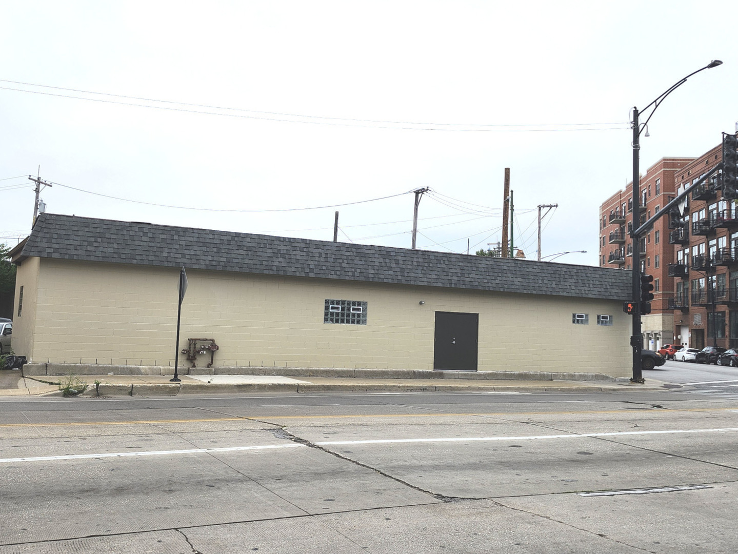 2291 S Archer Avenue Property Photo 1