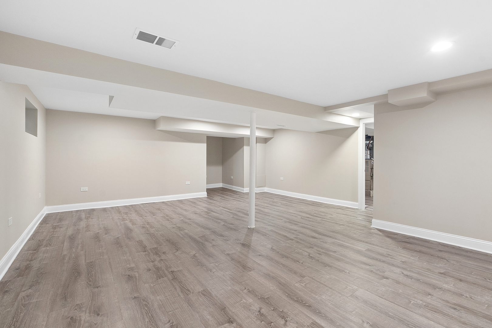 10106 S Crandon Avenue Property Photo 14