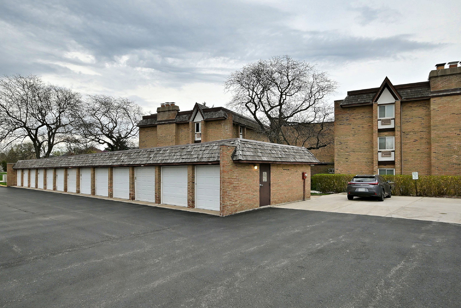 360 Claymoor Avenue 2e Property Photo 8