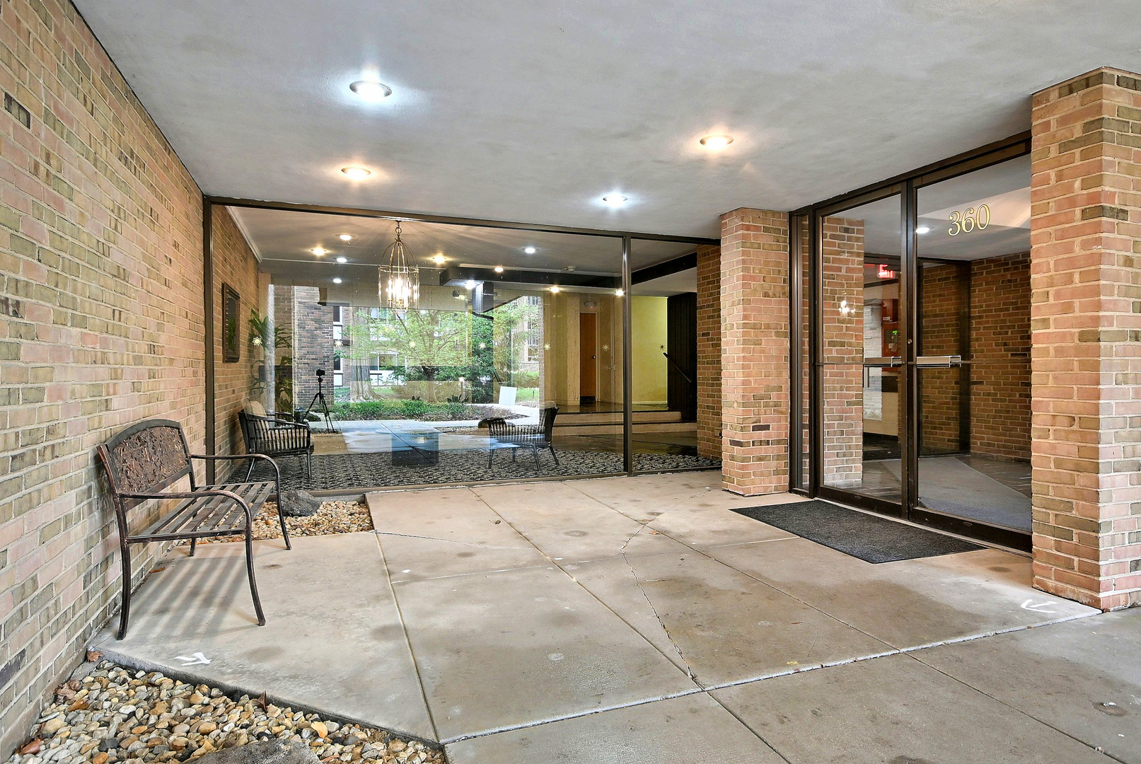 360 Claymoor Avenue 2e Property Photo 9