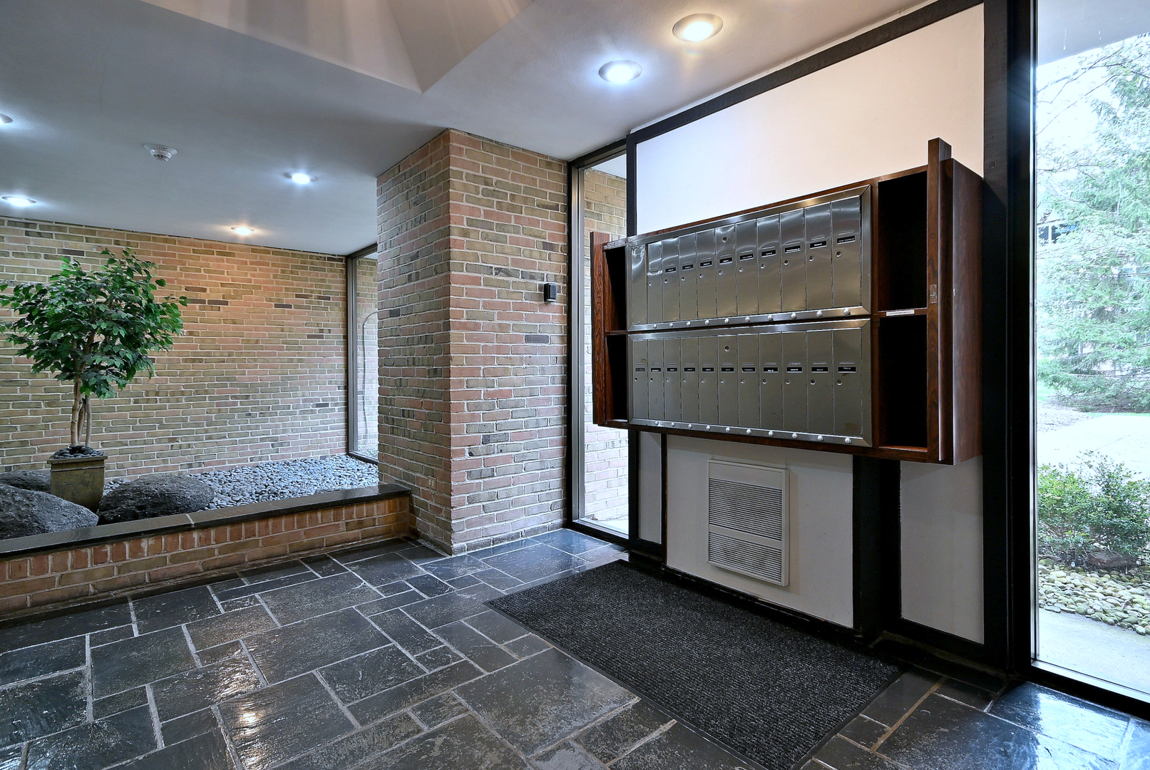 360 Claymoor Avenue 2e Property Photo 14