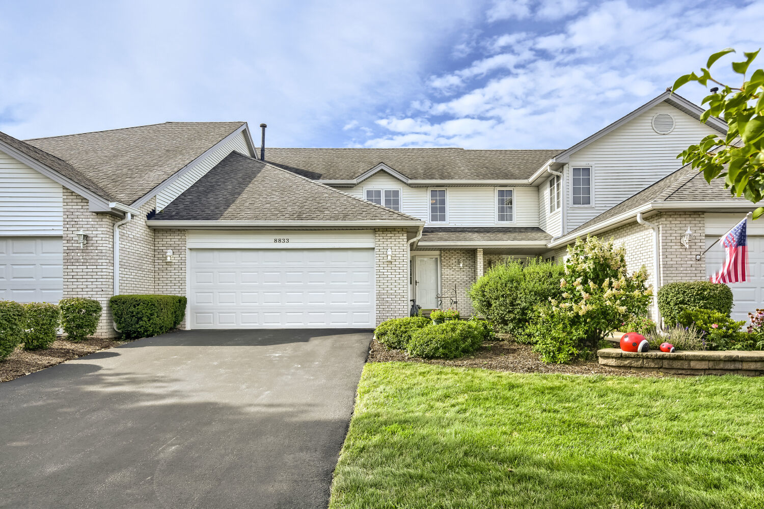 8833 Bluebird Drive Property Photo 1