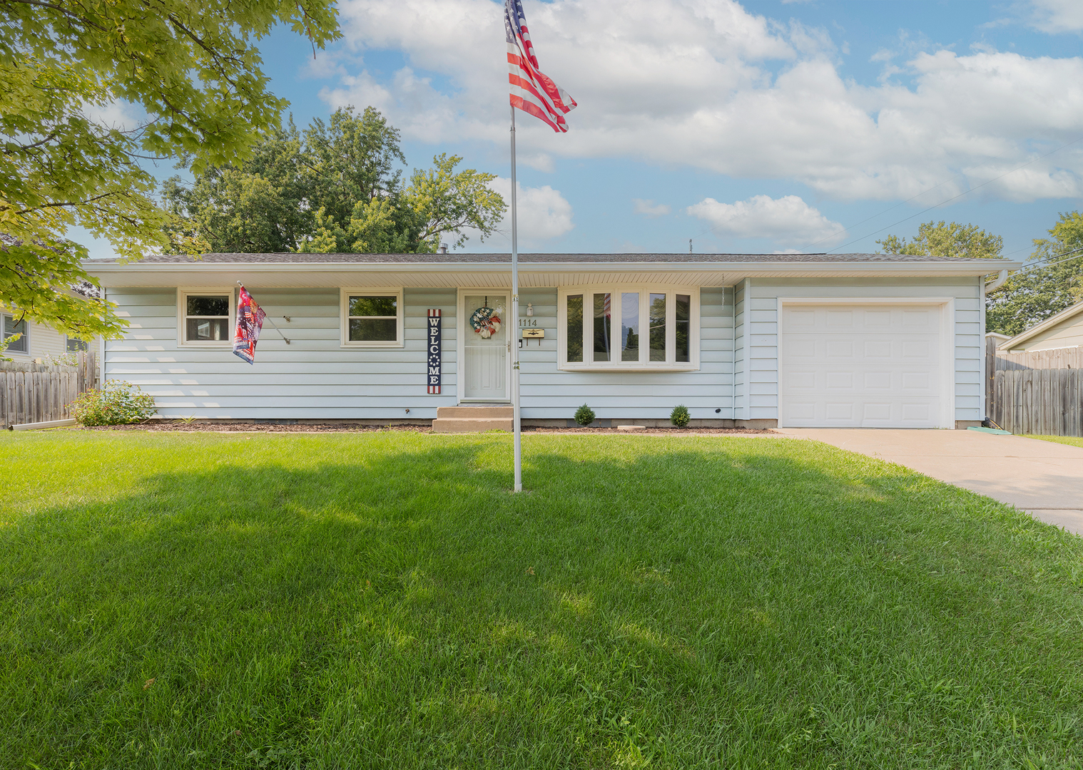 1114 Hillside Drive Property Photo 1