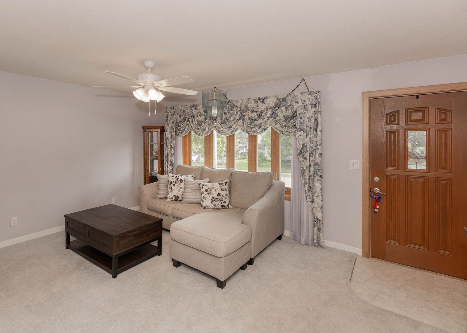 1114 Hillside Drive Property Photo 3