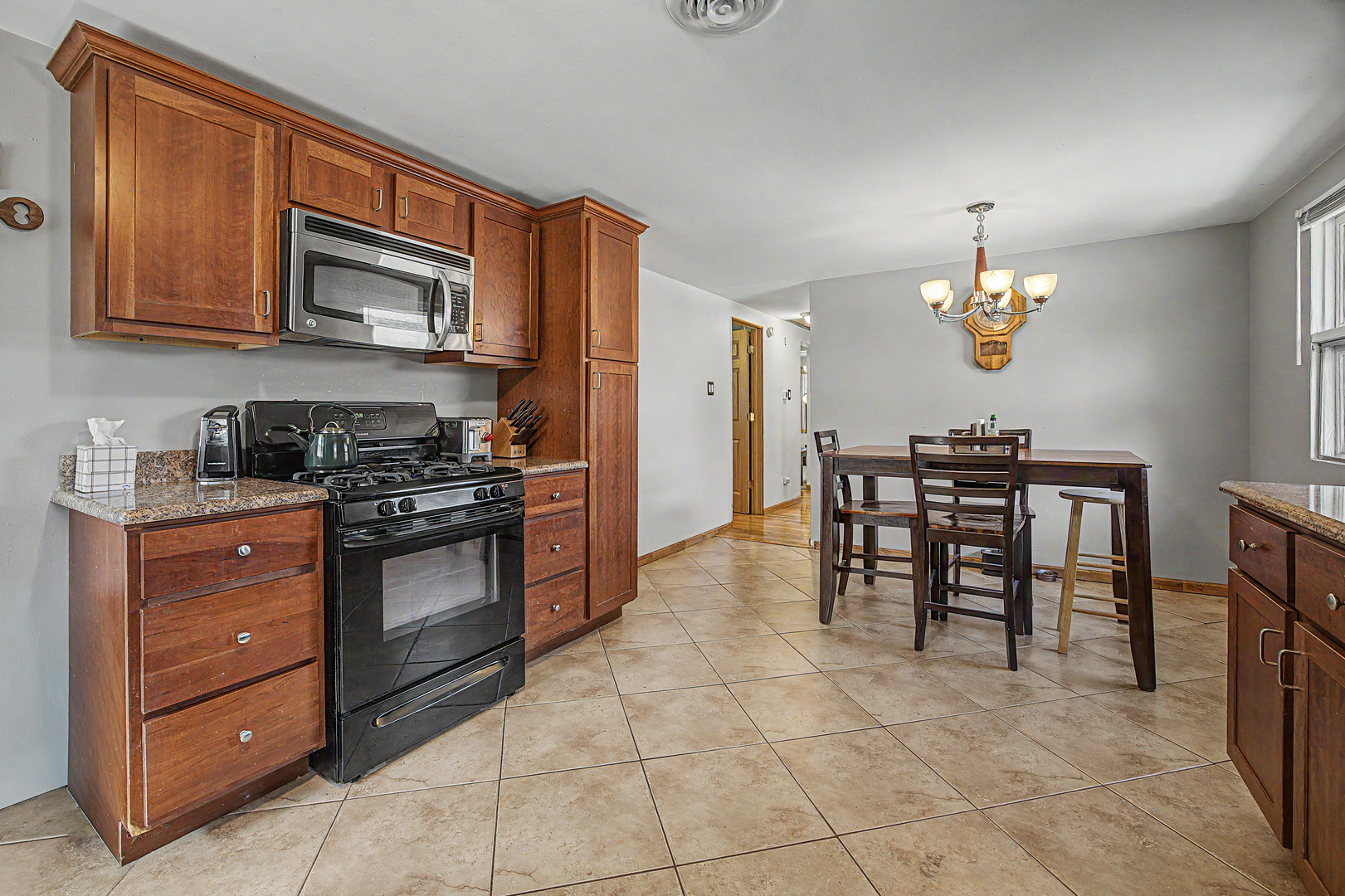 1508 E Kent Street Property Photo 12