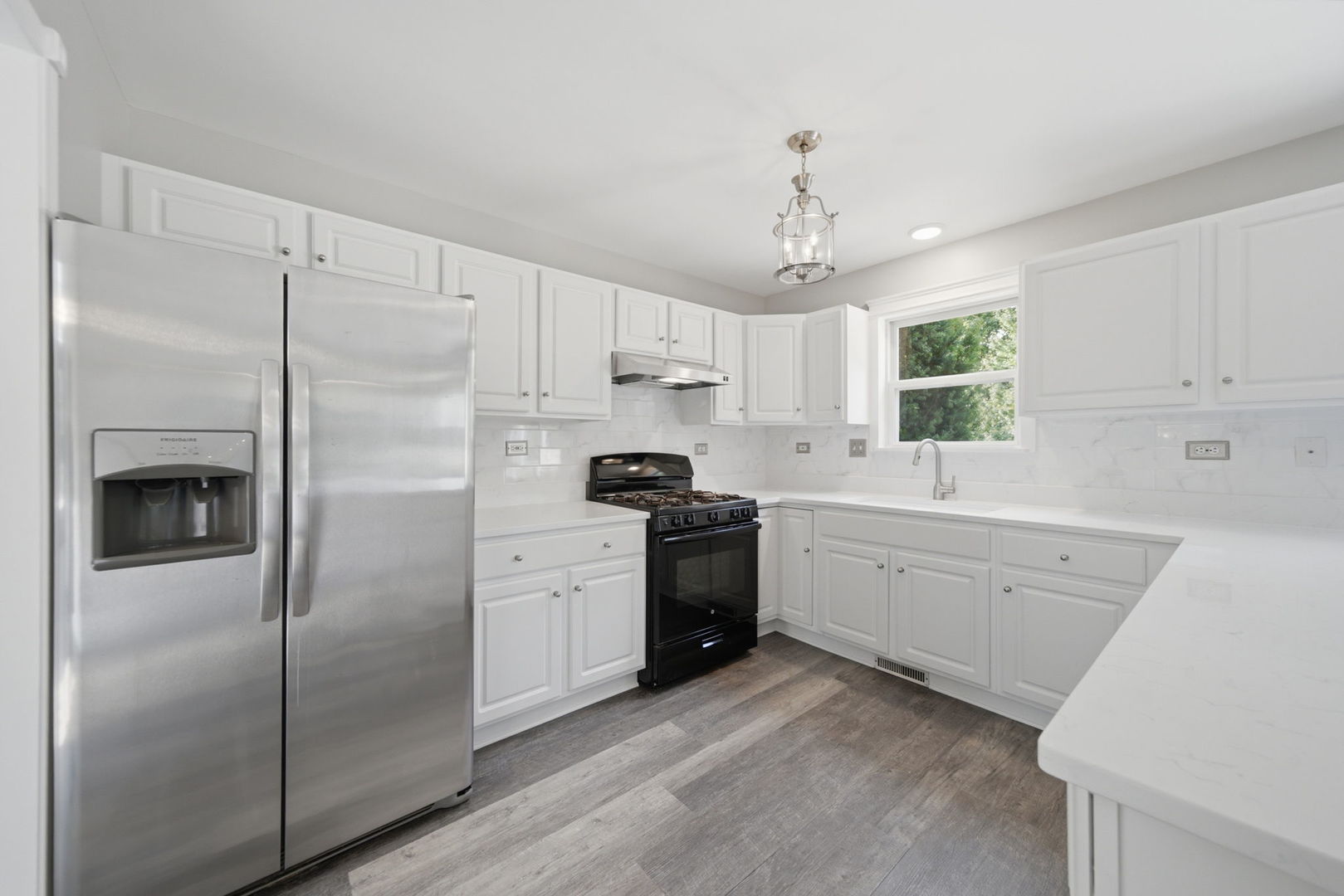 2075 Corinne Road Property Photo 8
