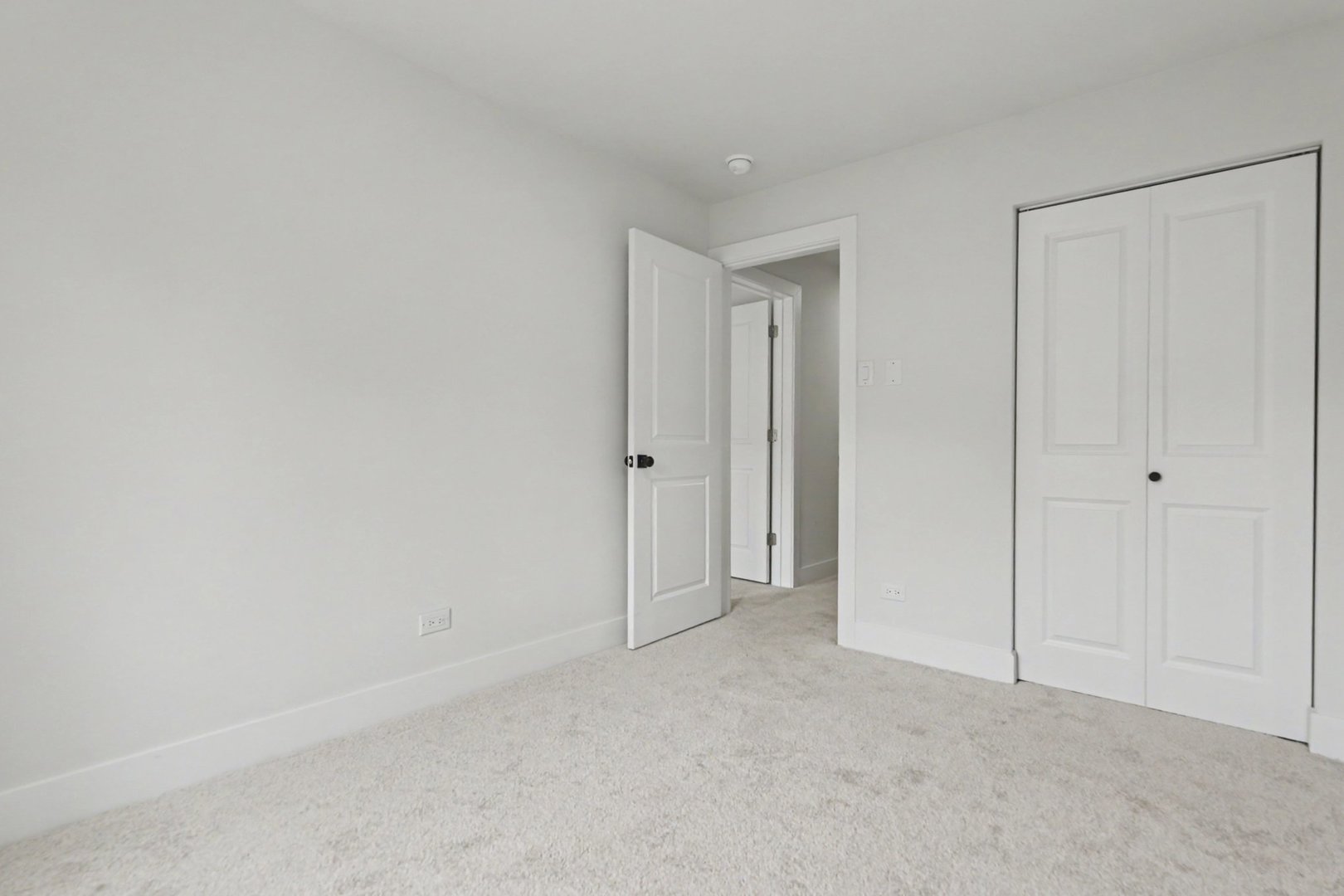 8308 S Anthony Avenue Property Photo 7
