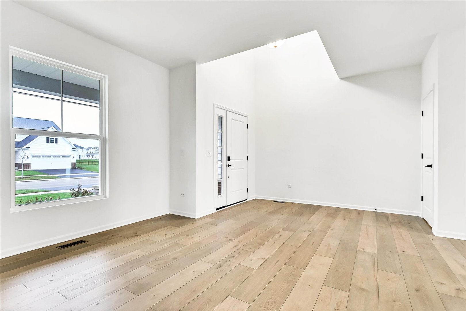 23256 W Allagash Drive Property Photo 2