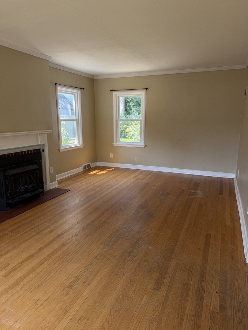 929 Garfield Avenue Property Photo 3