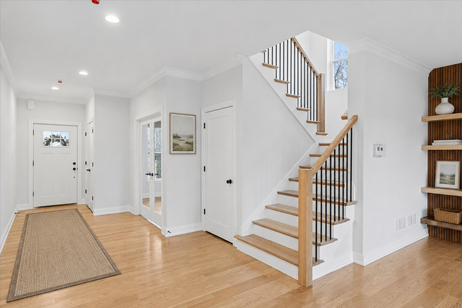 10832 Massasoit Avenue Property Photo 3