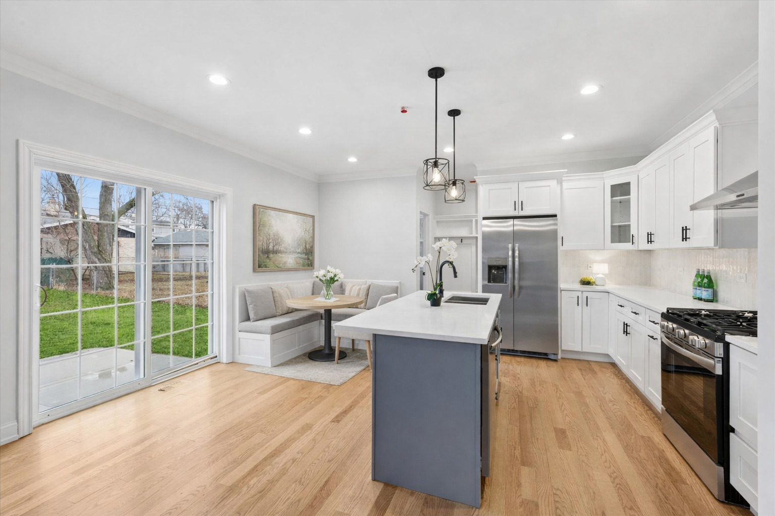 10832 Massasoit Avenue Property Photo 12