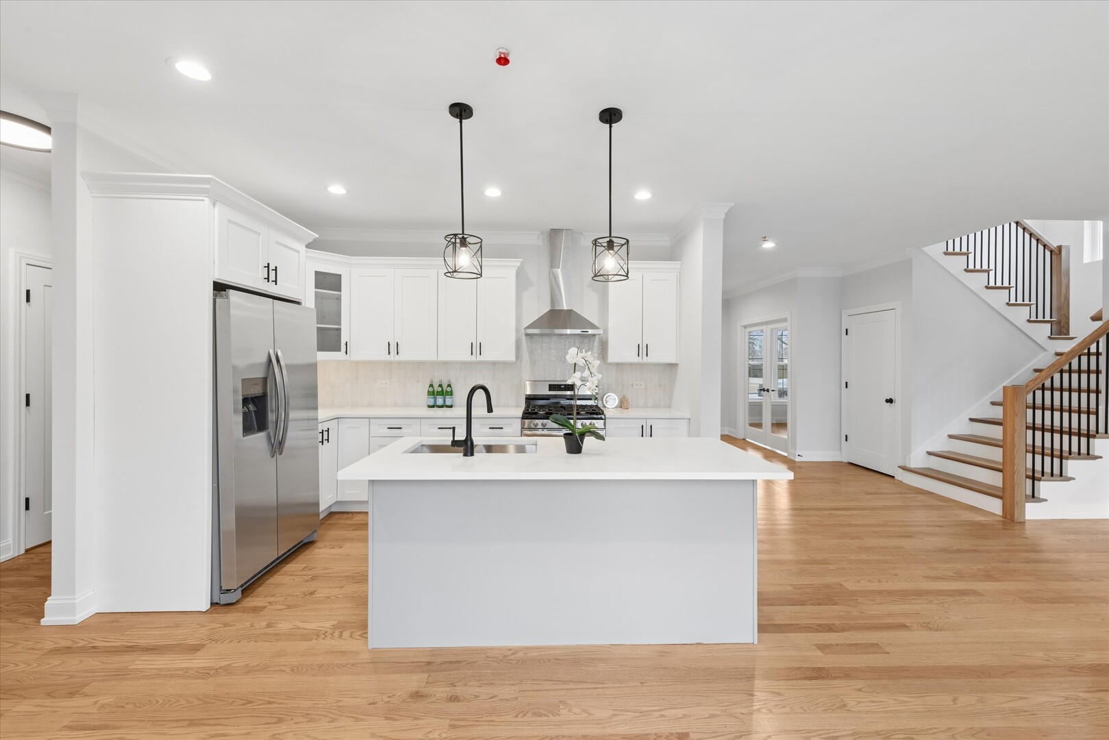 10832 Massasoit Avenue Property Photo 14
