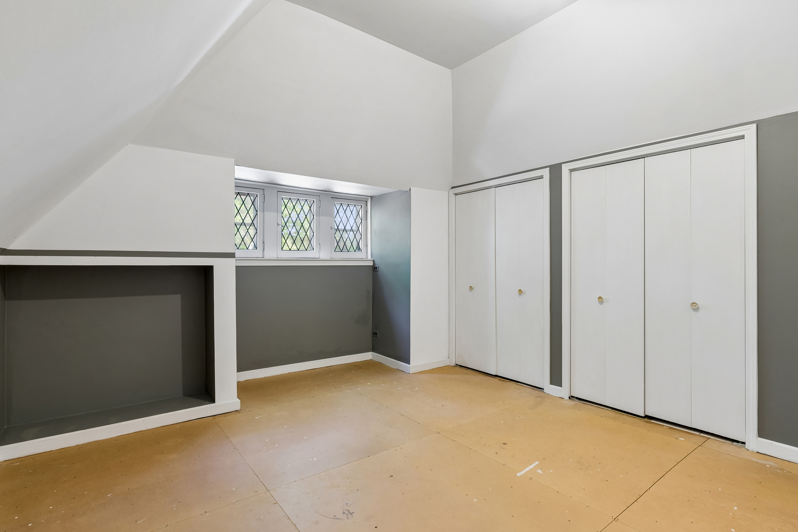 3317 N Rutherford Avenue Property Photo 12