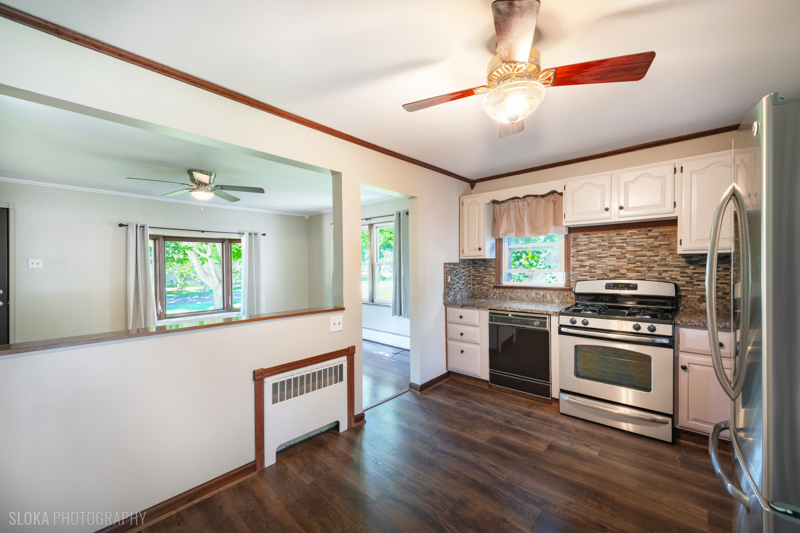 380 Charlotte Avenue Property Photo 10