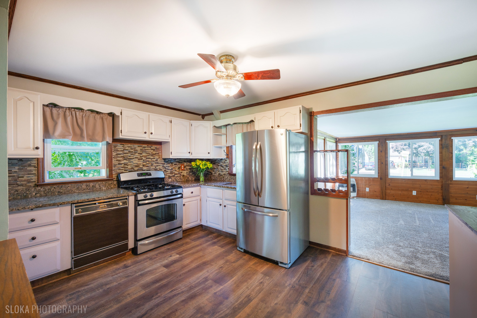 380 Charlotte Avenue Property Photo 12
